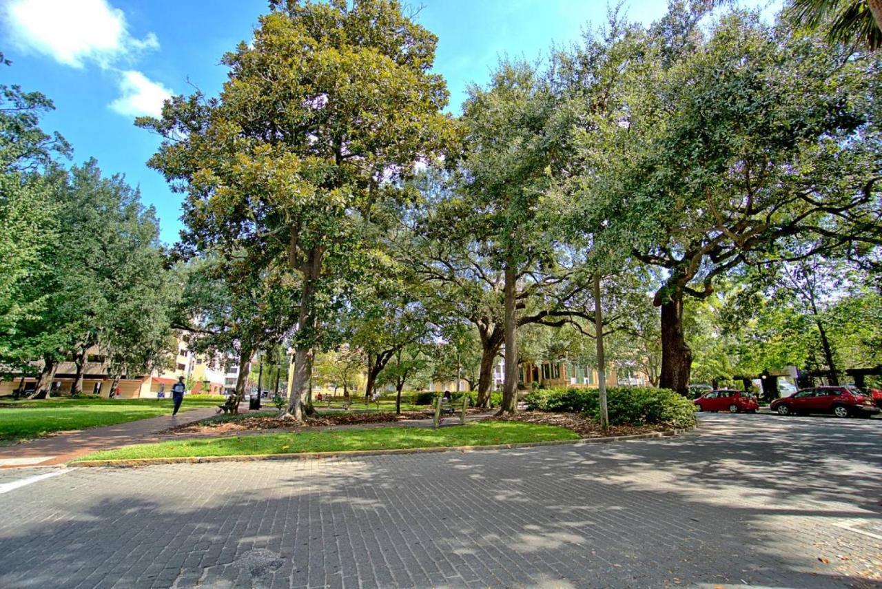201 York #3 - Homey Downtown 2 Bedroom Steps From The River サバンナ エクステリア 写真